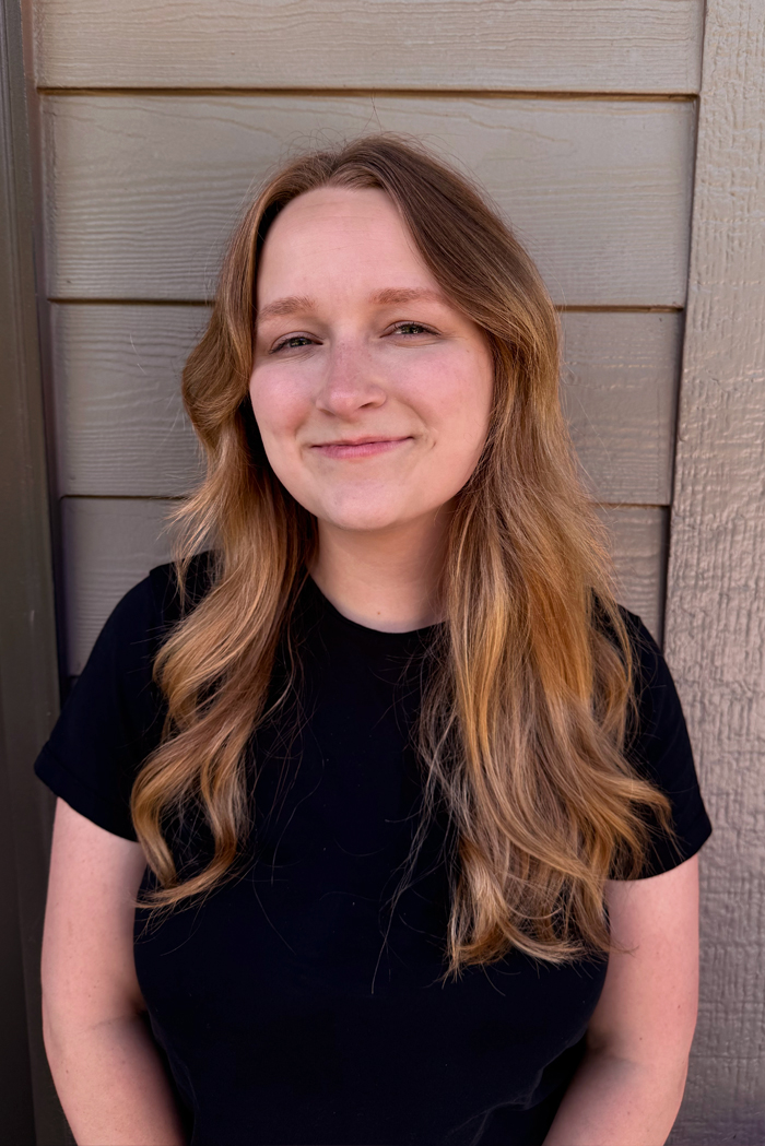 Mary Peuser - Graphic Designer